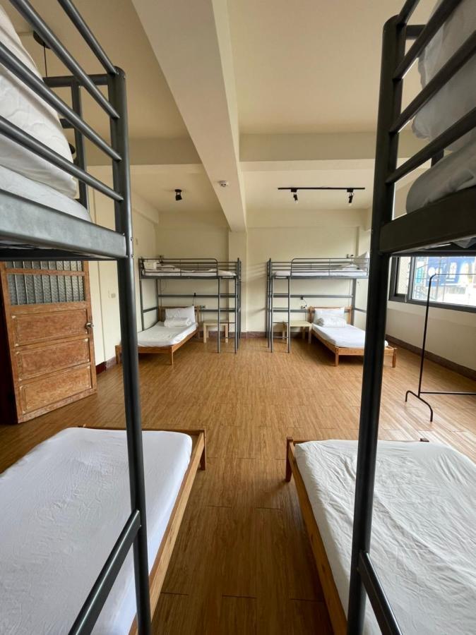 Chiayi Petite Hostel Ngoại thất bức ảnh