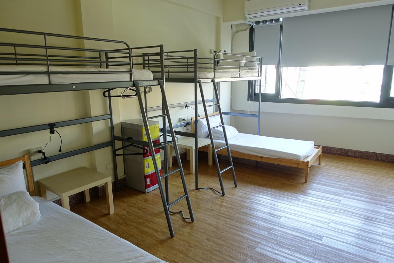 Chiayi Petite Hostel Ngoại thất bức ảnh