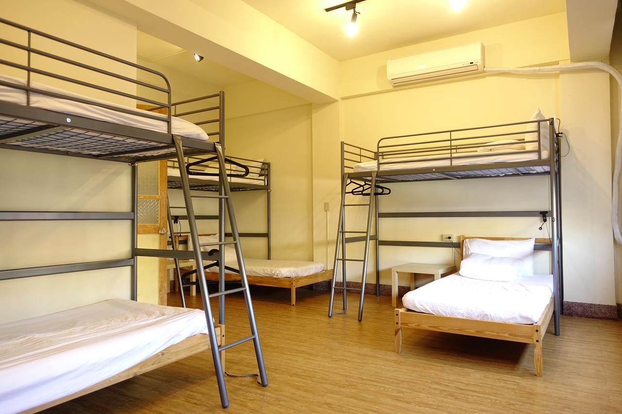 Chiayi Petite Hostel Ngoại thất bức ảnh