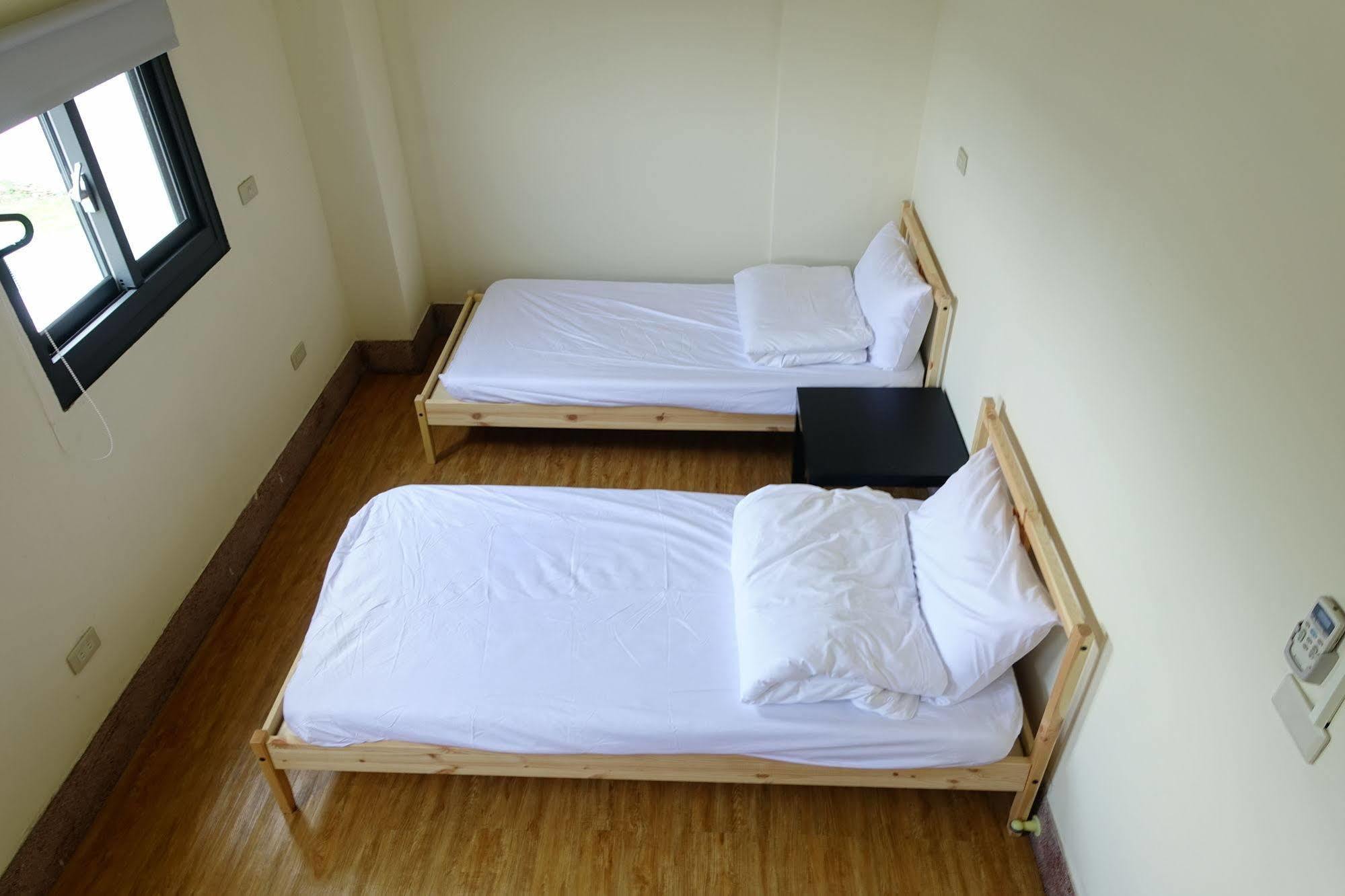 Chiayi Petite Hostel Ngoại thất bức ảnh