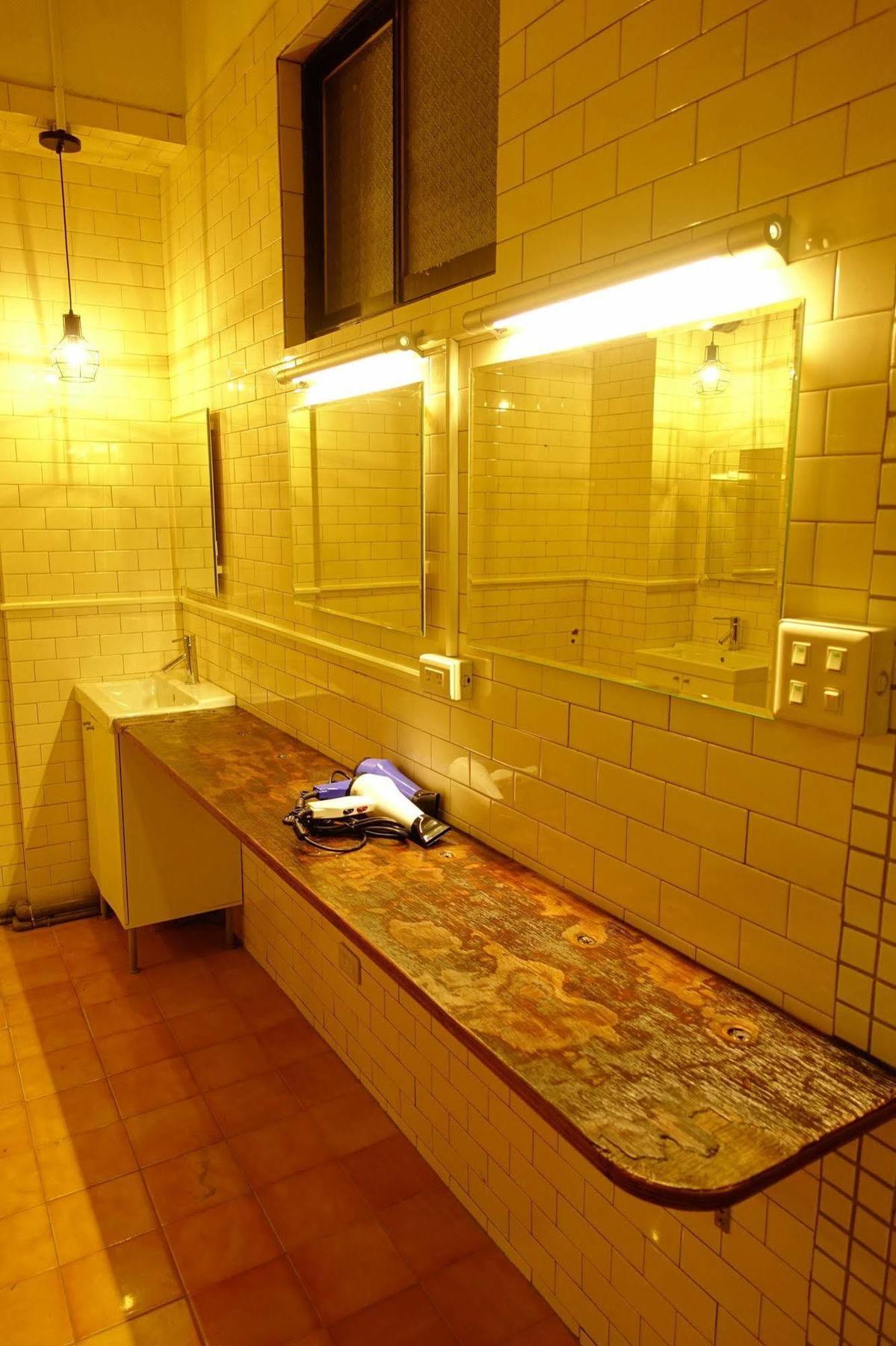 Chiayi Petite Hostel Ngoại thất bức ảnh