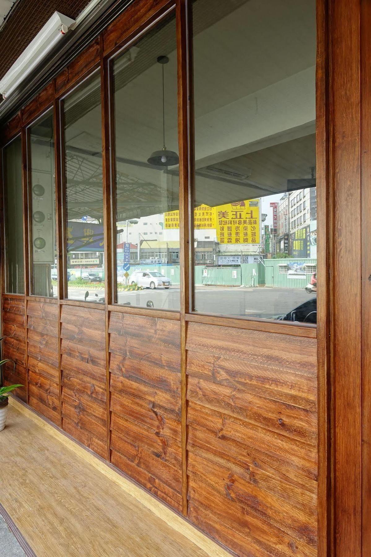 Chiayi Petite Hostel Ngoại thất bức ảnh